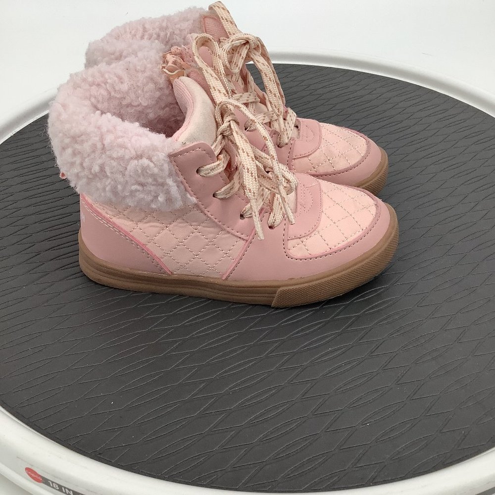 OshKosh B'gosh Pink Kids High Top Boots Size 10M